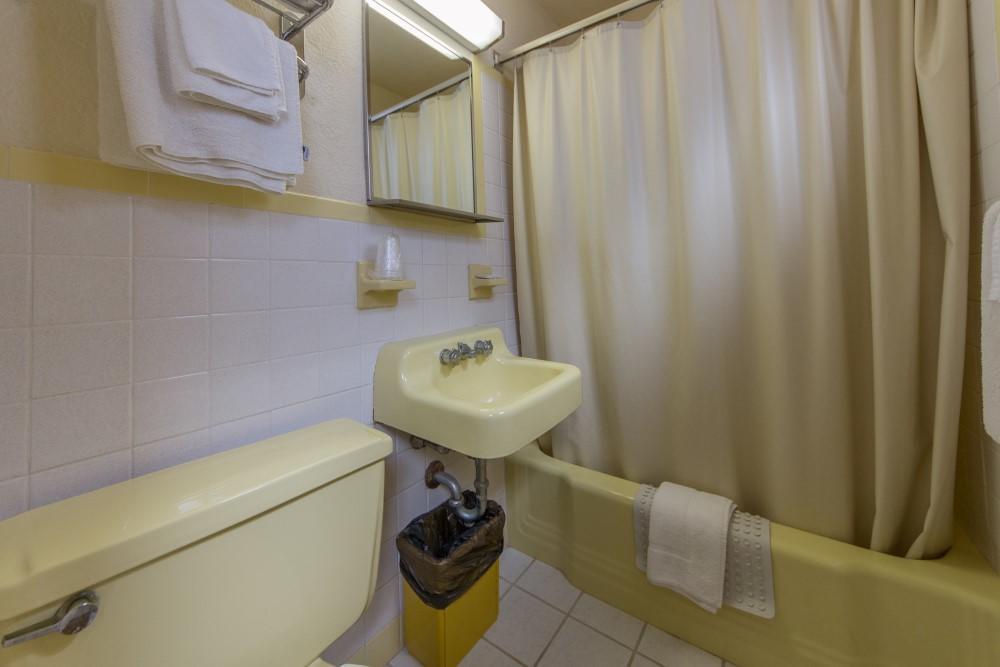 Crystal Sands Motel Wildwood Room photo